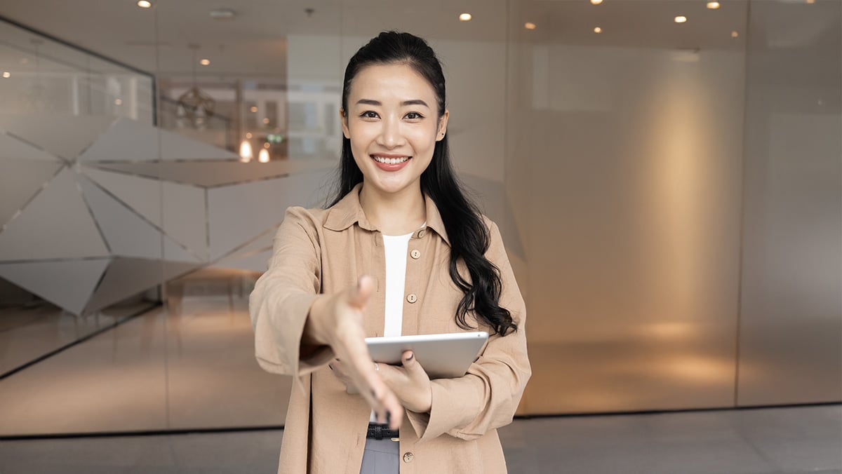 The Digital Handshake: Welcoming Donors Before They Ever Give
